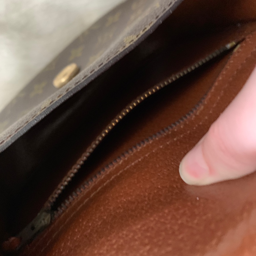 Louis Vuitton Brown Monogram Crossbody with Tan Strap and Turquoise Accent - Picture 10 of 16